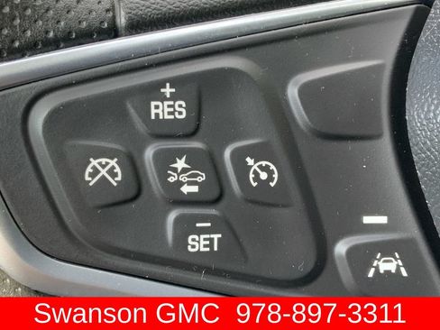 Certified 2023 Chevrolet Equinox LT w/ LPO, Floor Liner Package AWD/4WD image 34