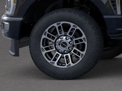 New 2026 Ford F250 Platinum w/ Platinum Plus Package image 19