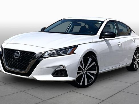 Used 2022 Nissan Altima 2.5 SR FWD image 35