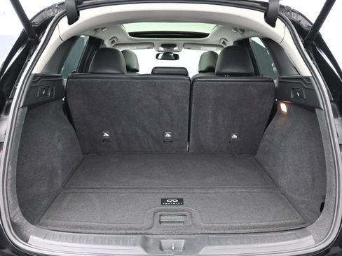 Used 2019 INFINITI QX50 Essential w/ Proactive Package FWD image 7
