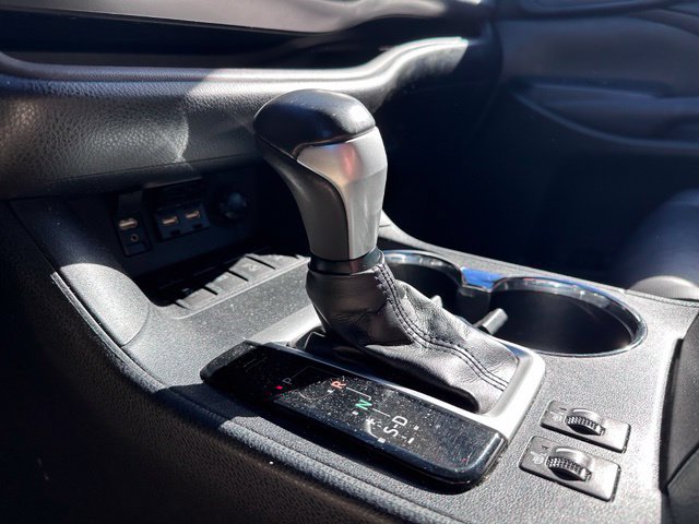 Used 2019 Toyota Highlander XLE AWD/4WD image 16