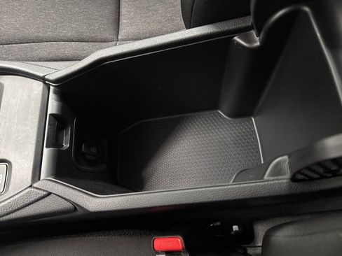 Used 2023 Honda Accord LX image 35