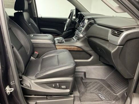 Certified 2018 Chevrolet Tahoe LT w/ Luxury Package AWD/4WD image 27