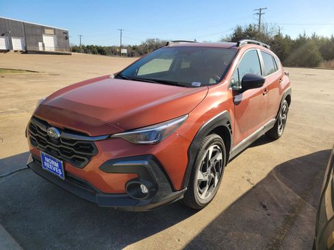Used 2025 Subaru Crosstrek 2.5i Limited w/ Crosstrek Mirror Package image 1