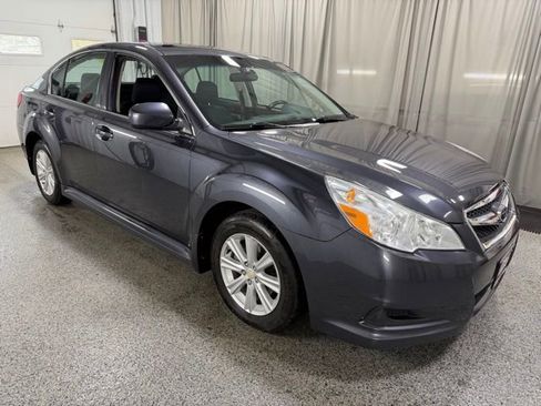Used 2012 Subaru Legacy 2.5i Premium AWD/4WD image 3