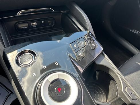 Used 2025 Kia Sportage SX Prestige AWD/4WD image 21