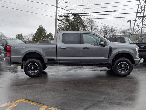 New 2026 Ford F250 XLT w/ XLT Premium Package AWD/4WD image 3