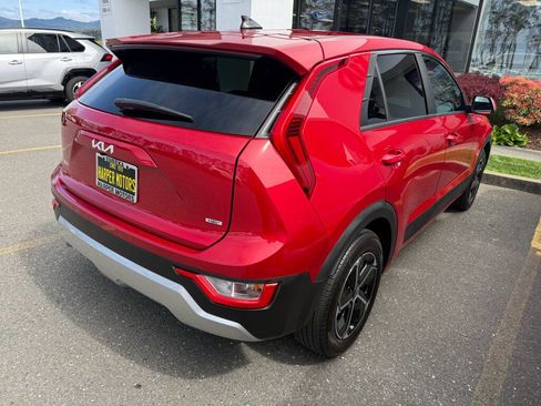 Used 2026 Kia Niro LX image 5