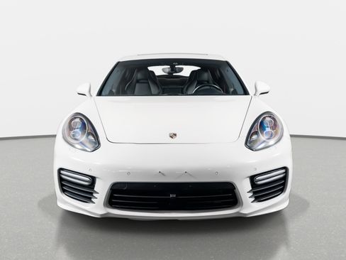 Used 2014 Porsche Panamera GTS image 22