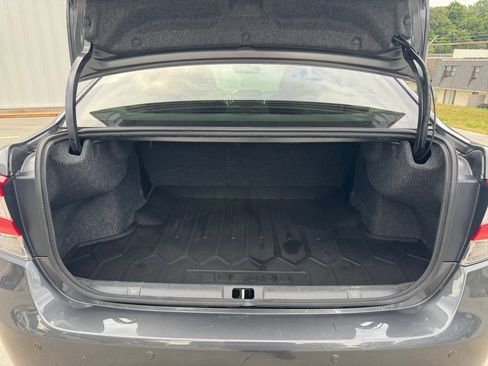 Used 2018 Subaru Impreza 2.0i Limited AWD/4WD image 19