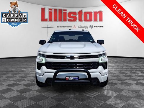 Used 2022 Chevrolet Silverado 1500 RST AWD/4WD image 2