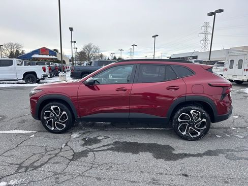 Certified 2024 Chevrolet Trax RS image 6