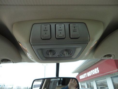 Used 2006 Lincoln Navigator Luxury image 8