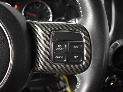 Used 2018 Jeep Wrangler Unlimited Sport AWD/4WD image 16