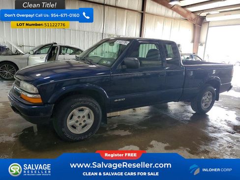 Used 2003 Chevrolet S10 Pickup LS image 1
