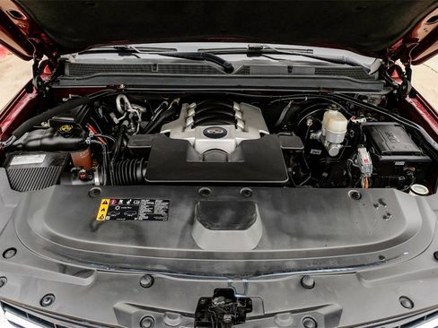 Used 2019 Cadillac Escalade Platinum image 57