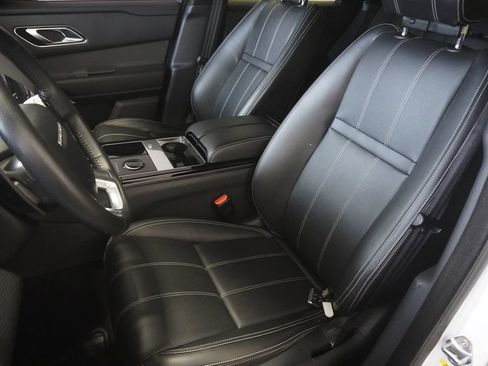 Used 2020 Land Rover Range Rover Velar S image 20