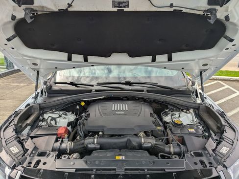 Used 2020 Land Rover Range Rover Velar R-Dynamic S image 40
