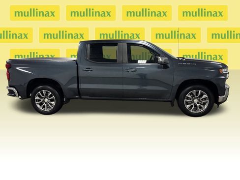 Used 2020 Chevrolet Silverado 1500 LT w/ All-Star Edition image 21