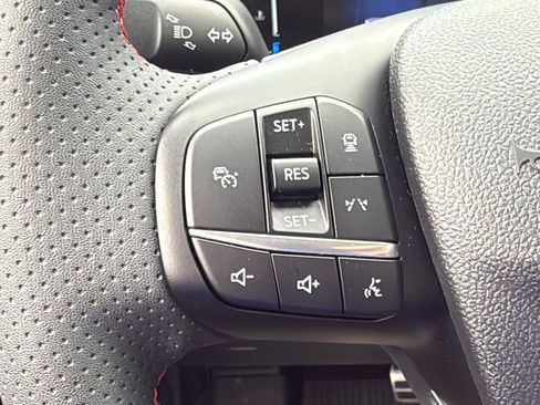 Used 2023 Ford Escape ST-Line w/ Tech Pack #1 AWD/4WD image 14