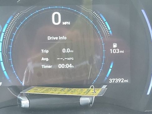 Used 2019 Hyundai Santa Fe SEL FWD image 6