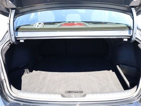 Used 2024 Hyundai Elantra SEL w/ Convenience Package image 24