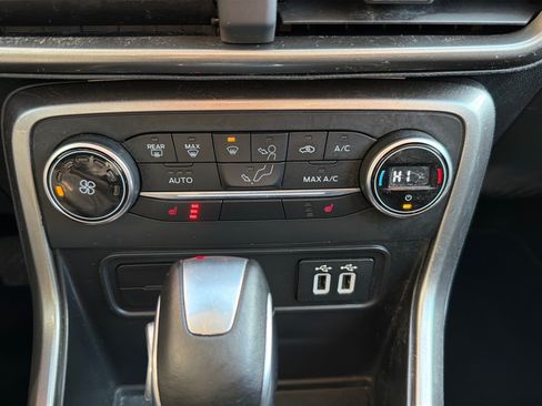Used 2018 Ford EcoSport SE AWD/4WD image 16