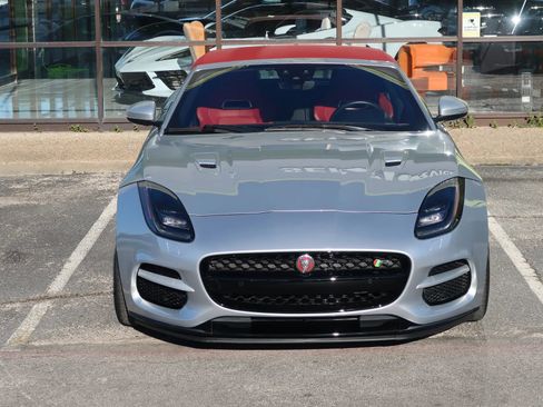 Used 2020 Jaguar F-TYPE R image 4