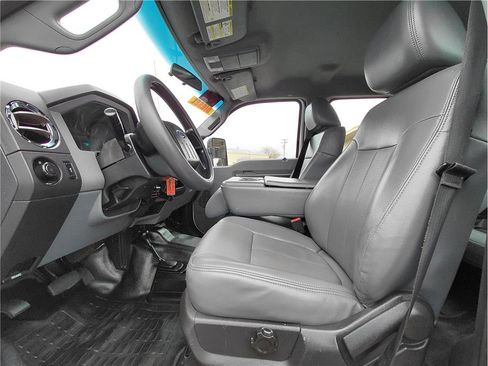 Used 2013 Ford F250 XL image 8