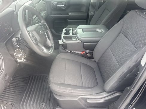 Used 2022 Chevrolet Silverado 1500 Custom w/ Safety Confidence Package RWD image 9