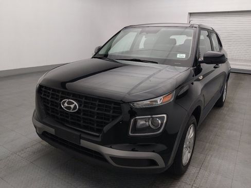 Used 2023 Hyundai Venue SE FWD image 15