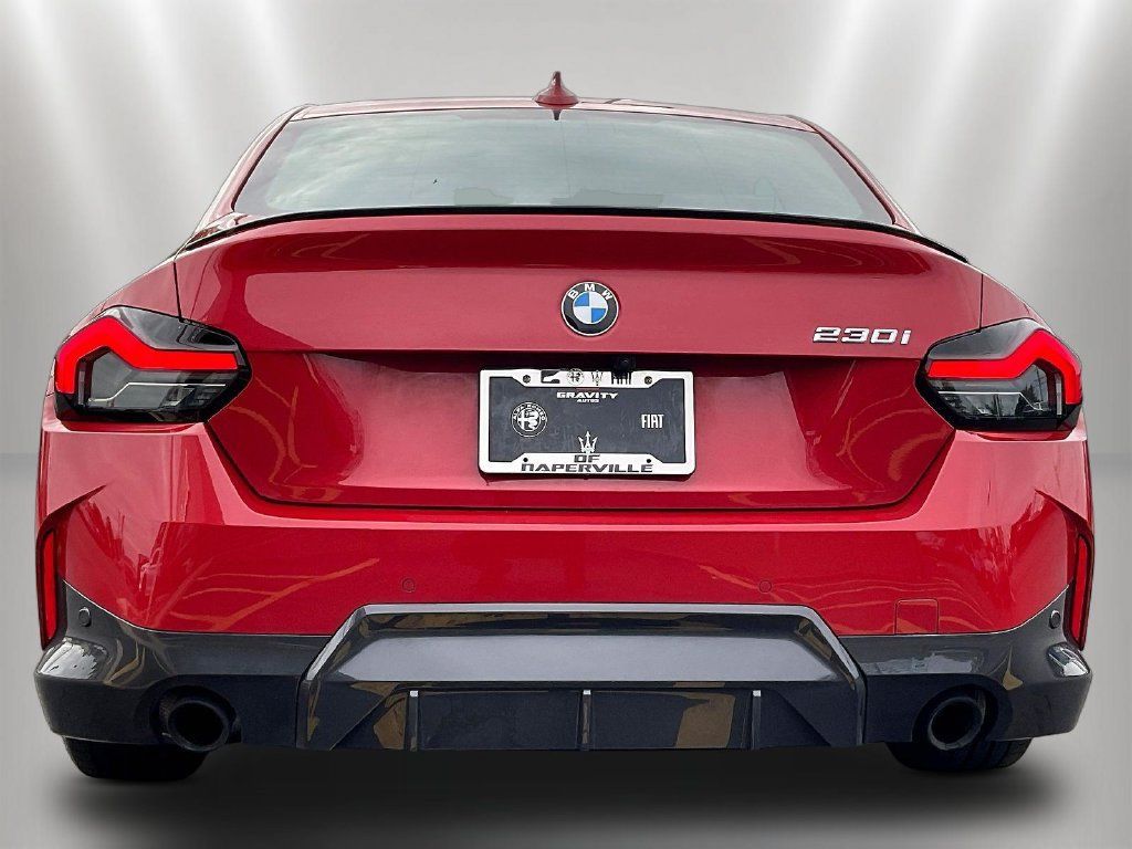Used 2022 BMW 230i Coupe w/ Premium Package 2 RWD image 5