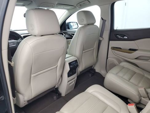 Used 2018 GMC Acadia Denali w/ Technology Package AWD/4WD image 16