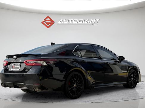 Used 2021 Toyota Camry XSE image 12