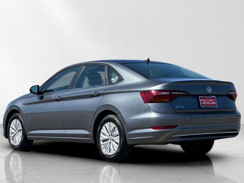 Used 2019 Volkswagen Jetta S w/ Driver Assistance Package FWD image 4