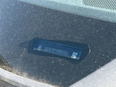 Used 2025 Chevrolet Silverado 3500 LT image 33