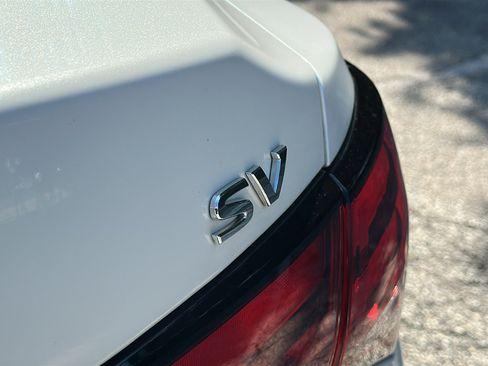 Used 2022 Nissan Sentra SV w/ All-Weather Package FWD image 10