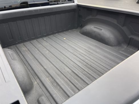 Used 2023 RAM 1500 Laramie image 13