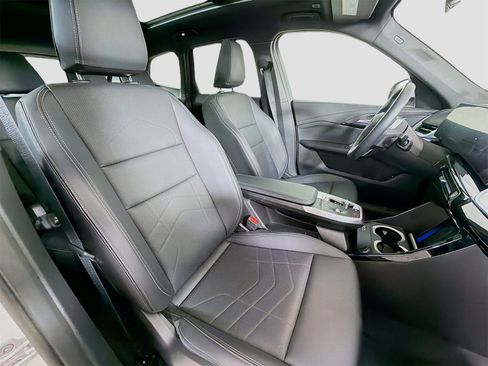 Used 2025 BMW X1 xDrive28i image 30