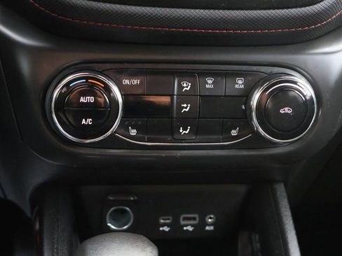 Used 2023 Chevrolet TrailBlazer RS w/ Sun and Liftgate Package image 28