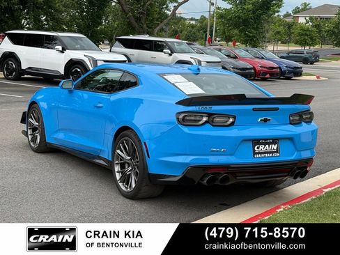 Used 2022 Chevrolet Camaro ZL1 RWD image 5