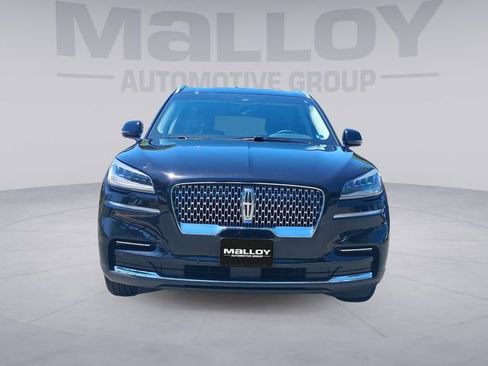 Used 2023 Lincoln Aviator AWD w/ Premium Package image 8