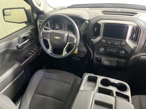 Used 2020 Chevrolet Silverado 1500 LT image 5