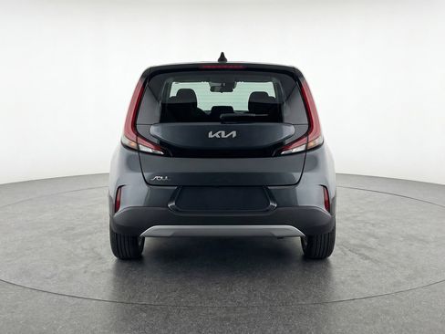 Used 2025 Kia Soul LX w/ LX Technology Package FWD image 7
