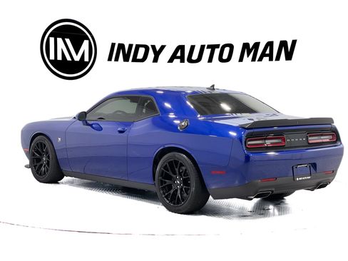 Used 2018 Dodge Challenger R/T Scat Pack RWD image 6