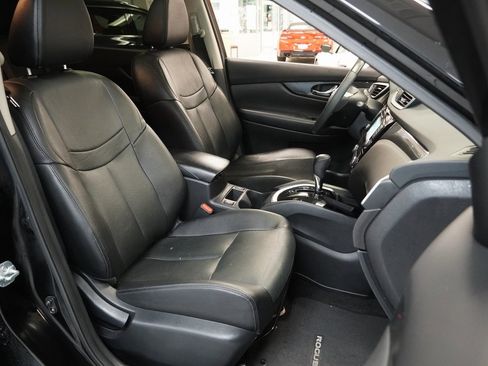 Used 2016 Nissan Rogue SL w/ SL Premium Package image 33