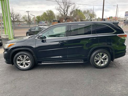 Used 2015 Toyota Highlander Plus AWD/4WD image 5