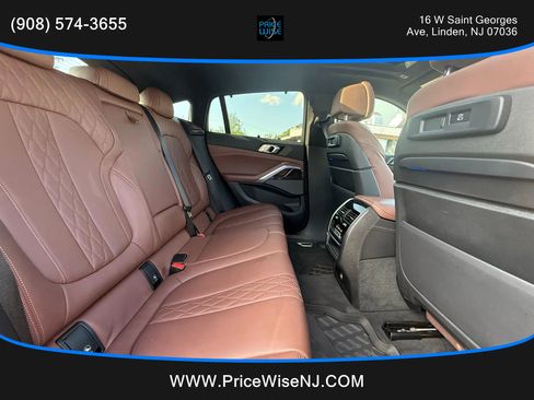Used 2021 BMW X6 M50i w/ Executive Package image 24