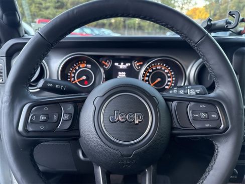 Used 2022 Jeep Wrangler Sport S image 22