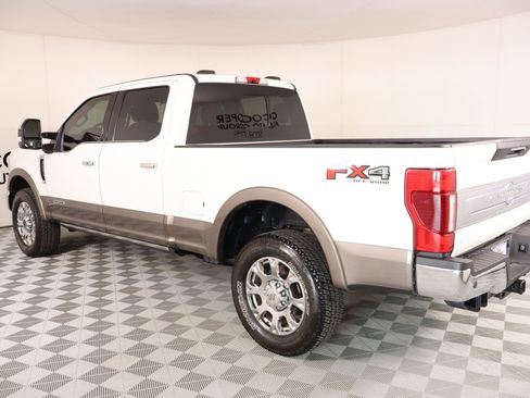 Used 2020 Ford F250 King Ranch w/ King Ranch Ultimate Package AWD/4WD image 24